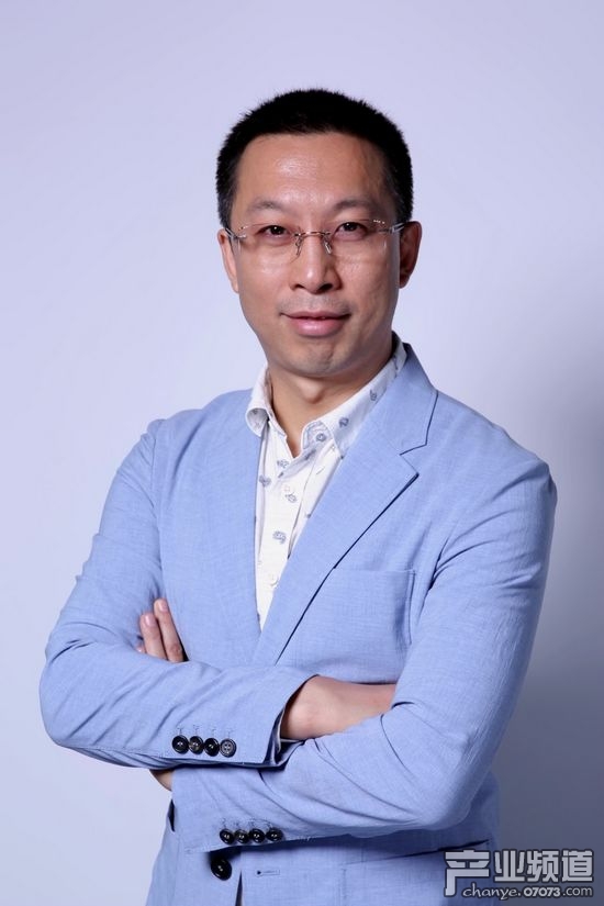 天象互动CEO何云鹏将出席2015游戏产业年会
