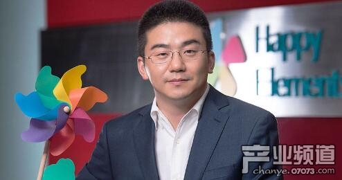 用3万块拿卖凉粉的钱办出乐元素的王海宁_国